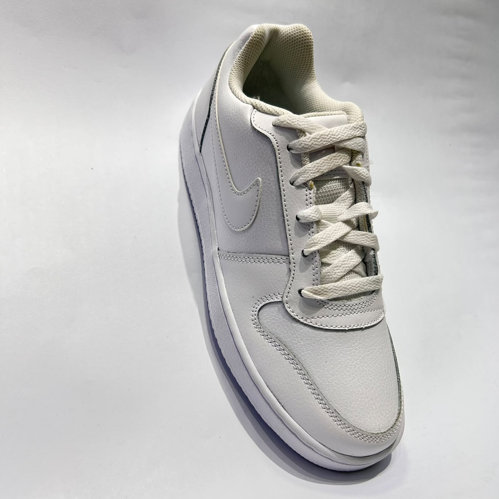 ZAP NIK AQ1775-100 NIKE EBERNON L